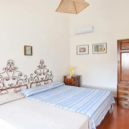 7 Bedroom Cozy In * Lazzaro