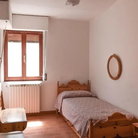 Semesterbostad 7 Bedroom Cozy In