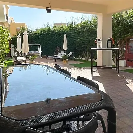 7 Bedroom Cozy In Lazzaro